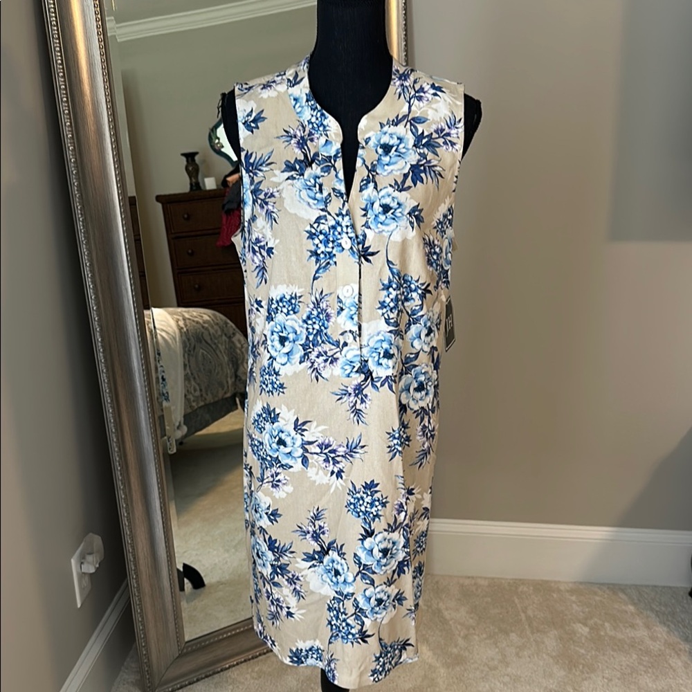 Blue and Cream Sleeveless Scoop Neck Sundress